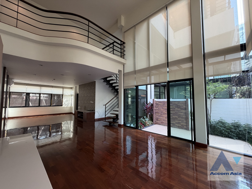 7  3 br Apartment for rent and sale in Sukhumvit ,Bangkok BTS Phrom Phong at Glorious outdoor area AA46087