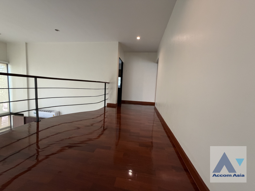 12  3 br Apartment for rent and sale in Sukhumvit ,Bangkok BTS Phrom Phong at Glorious outdoor area AA46087
