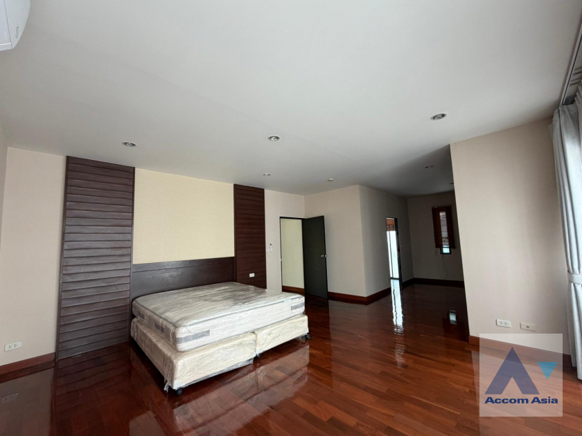 16  3 br Apartment for rent and sale in Sukhumvit ,Bangkok BTS Phrom Phong at Glorious outdoor area AA46087