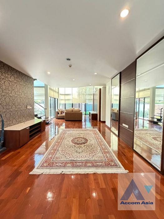 6  3 br Apartment for rent and sale in Sukhumvit ,Bangkok BTS Phrom Phong at Glorious outdoor area AA46087