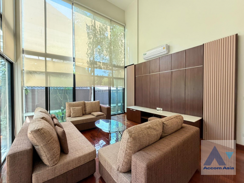  2  3 br Apartment for rent and sale in Sukhumvit ,Bangkok BTS Phrom Phong at Glorious outdoor area AA46087