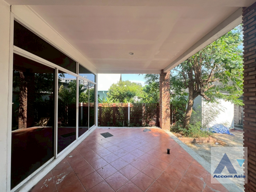 11  4 br House For Rent in Sukhumvit ,Bangkok  AA46093