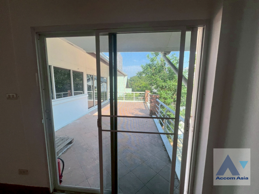 9  4 br House For Rent in Sukhumvit ,Bangkok  AA46093