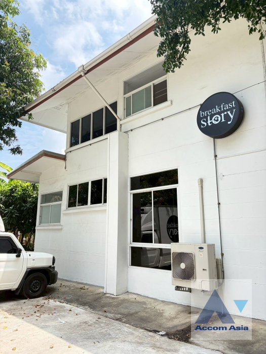 16  4 br House For Rent in Sukhumvit ,Bangkok  AA46093