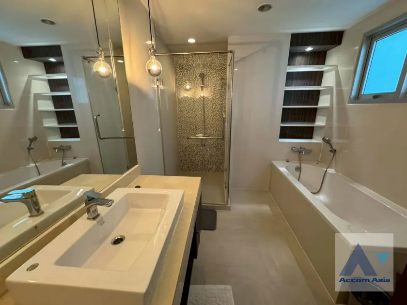 13  2 br Condominium for rent and sale in Ploenchit ,Bangkok BTS Ratchadamri at The Rajdamri AA46098