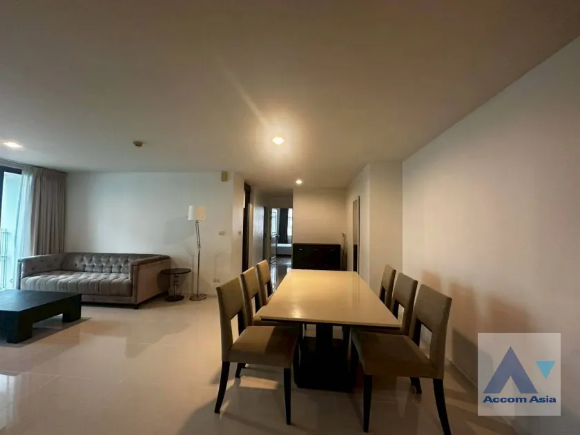 unit 3 Bedrooms  Condominium For Rent in Sukhumvit, Bangkok  near BTS Phrom Phong (AA46099)