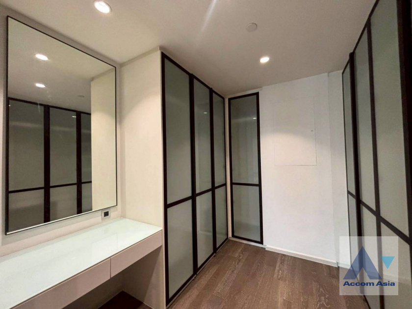 16  3 br Condominium for rent and sale in Sukhumvit ,Bangkok BTS Asok - MRT Sukhumvit at Muniq Sukhumvit 23 AA46100