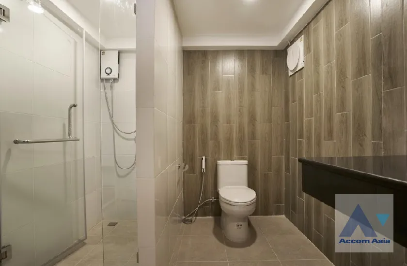 25  4 br House for rent and sale in Pattanakarn ,Bangkok ARL Ramkhamhaeng AA46103