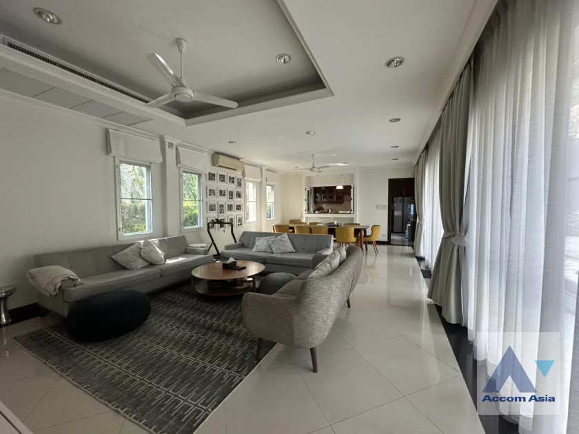  1  4 br House For Rent in Sukhumvit ,Bangkok BTS Thong Lo at Exclusive family compound AA46105