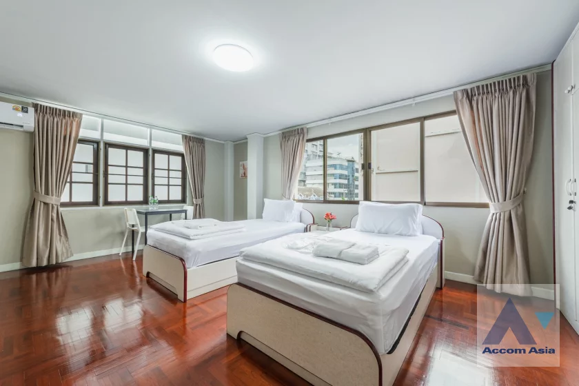 11  7 br House For Rent in Lat Phrao ,Bangkok MRT Lat Phrao 83 AA46108