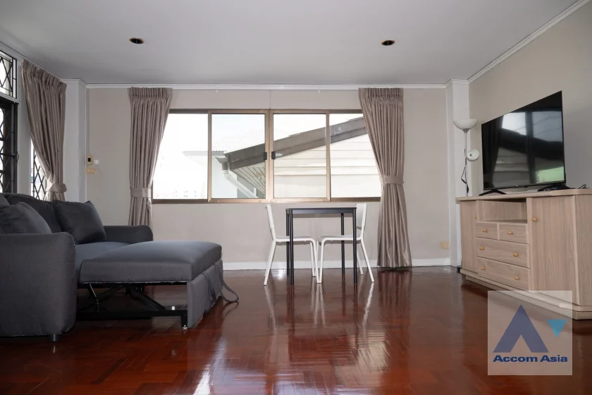 22  7 br House For Rent in Lat Phrao ,Bangkok MRT Lat Phrao 83 AA46108
