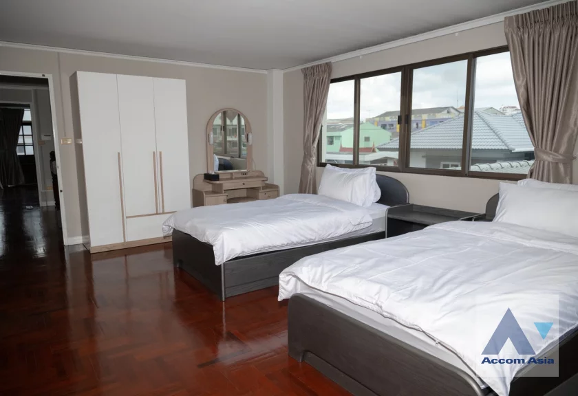 21  7 br House For Rent in Lat Phrao ,Bangkok MRT Lat Phrao 83 AA46108