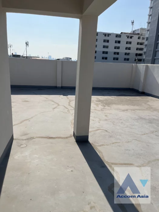 30  7 br House For Rent in Lat Phrao ,Bangkok MRT Lat Phrao 83 AA46108