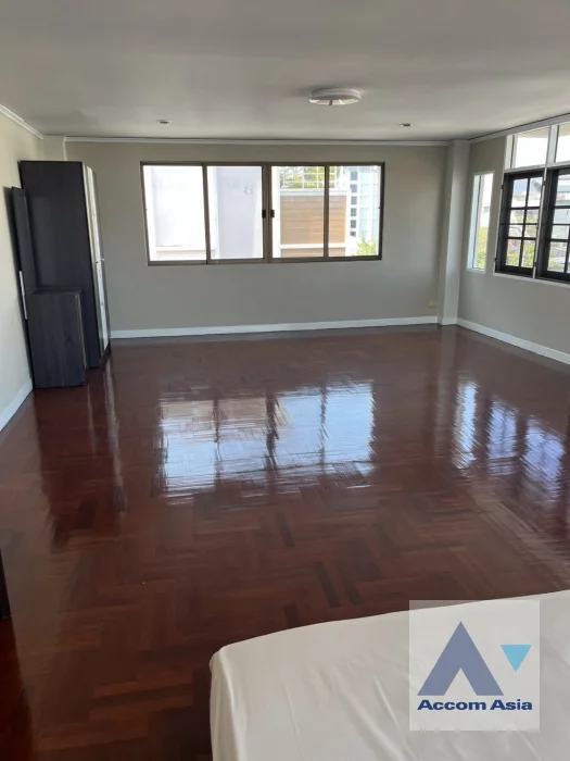 24  7 br House For Rent in Lat Phrao ,Bangkok MRT Lat Phrao 83 AA46108