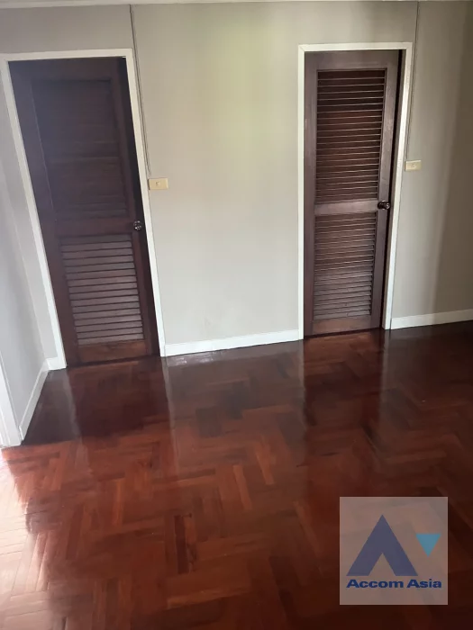 28  7 br House For Rent in Lat Phrao ,Bangkok MRT Lat Phrao 83 AA46108