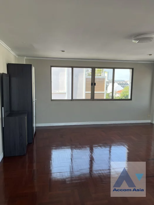 23  7 br House For Rent in Lat Phrao ,Bangkok MRT Lat Phrao 83 AA46108