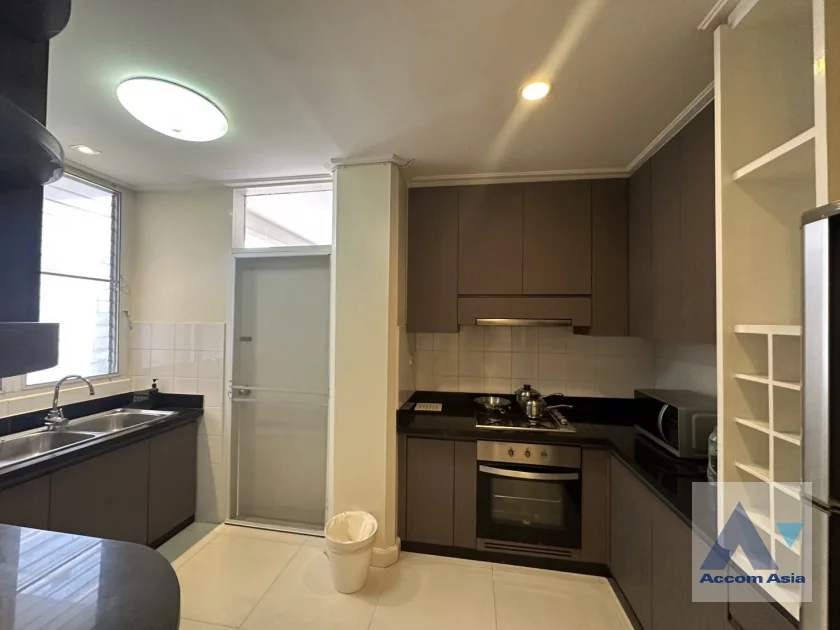 8  3 br Apartment For Rent in Sukhumvit ,Bangkok BTS Nana at Suite for family AA46110