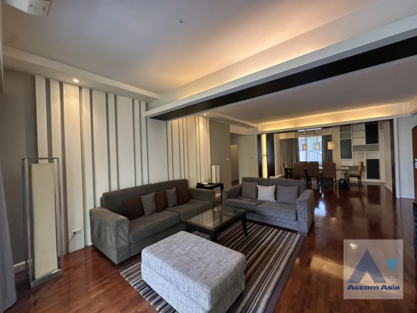  2  3 br Apartment For Rent in Sukhumvit ,Bangkok BTS Nana at Suite for family AA46110