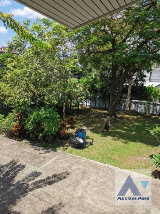 11  3 br House For Rent in Sukhumvit ,Bangkok BTS Asok at House in Compound AA46118