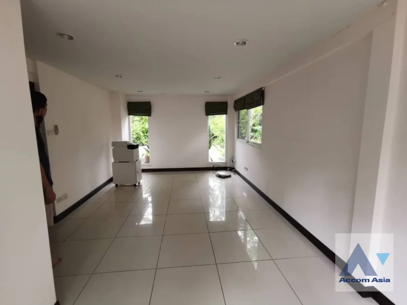 9  3 br House For Rent in Sukhumvit ,Bangkok BTS Asok at House in Compound AA46118