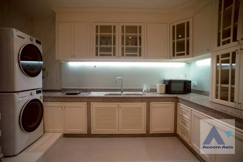 5  4 br Townhouse for rent and sale in Sukhumvit ,Bangkok  AA46119