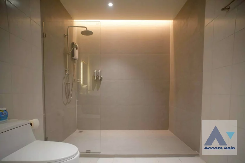 10  4 br Townhouse for rent and sale in Sukhumvit ,Bangkok  AA46119