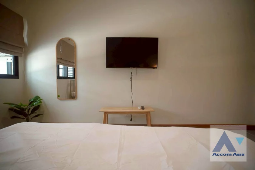 17  4 br Townhouse for rent and sale in Sukhumvit ,Bangkok  AA46119