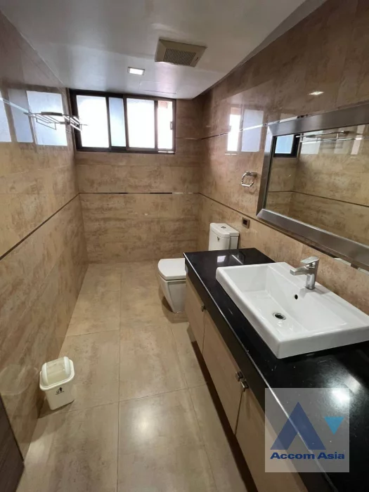22  3 br Condominium For Rent in Sukhumvit ,Bangkok MRT Sukhumvit - BTS Asok at Liberty Park I AA46120