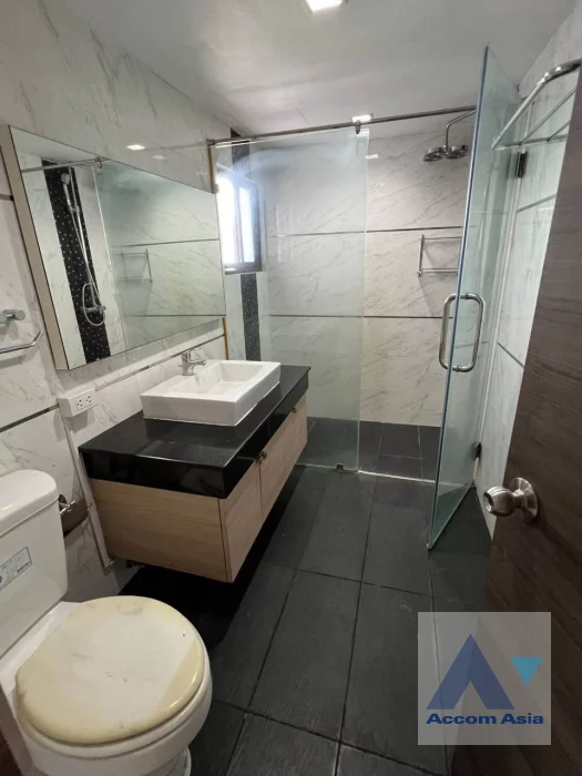 24  3 br Condominium For Rent in Sukhumvit ,Bangkok MRT Sukhumvit - BTS Asok at Liberty Park I AA46120