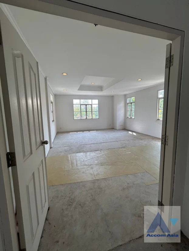  2  3 br House For Sale in Lat Phrao ,Bangkok  at Baan Ladprao 1  AA46122