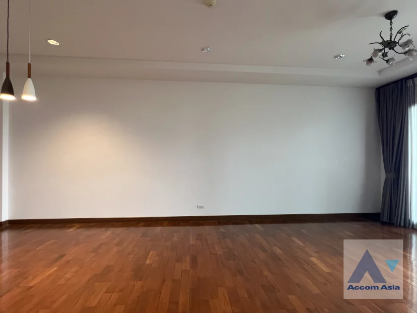 6  3 br Condominium For Sale in Sathorn ,Bangkok MRT Lumphini at Baan Nunthasiri AA46127