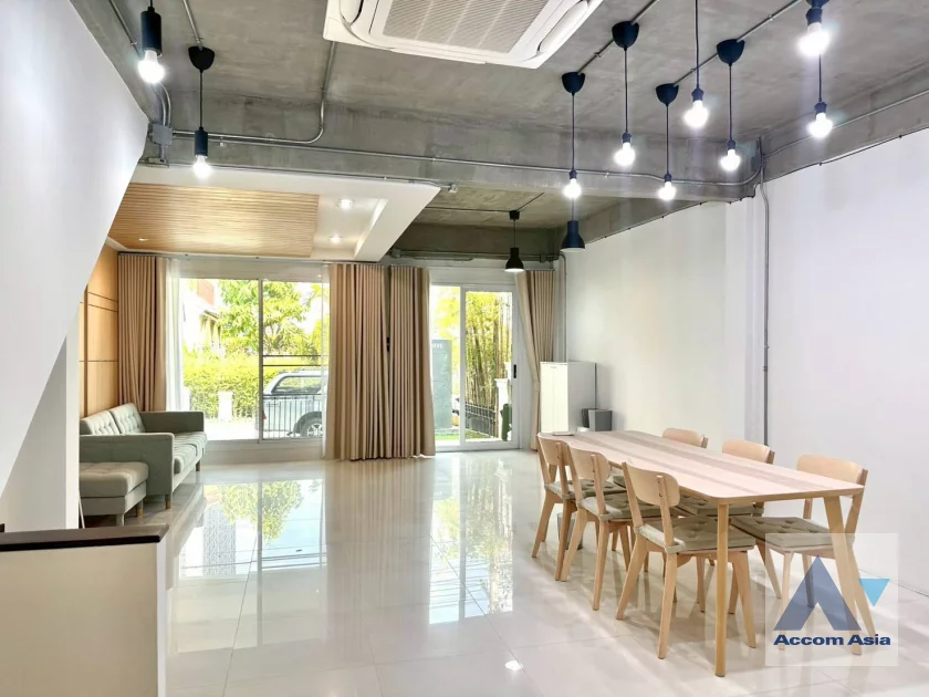  2  3 br House For Rent in Sukhumvit ,Bangkok BTS On Nut at Sukhumvit Garden City AA46131