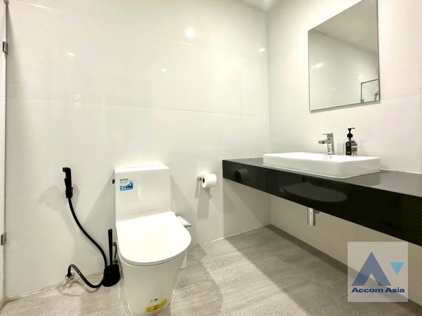 23  3 br House For Rent in Sukhumvit ,Bangkok BTS On Nut at Sukhumvit Garden City AA46131