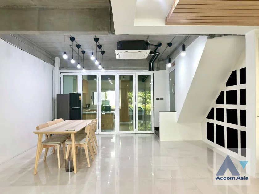 4  3 br House For Rent in Sukhumvit ,Bangkok BTS On Nut at Sukhumvit Garden City AA46131