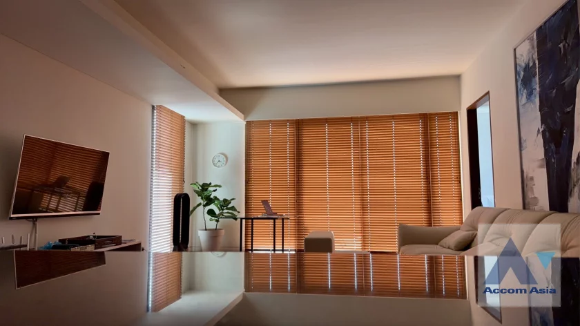 4  2 br Condominium for rent and sale in Ploenchit ,Bangkok BTS Ratchadamri at Hansar Residence AA46136