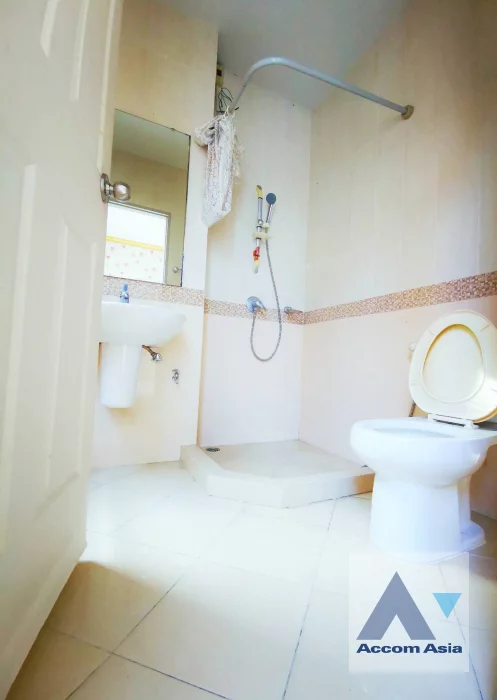13  3 br Townhouse for rent and sale in Sathorn ,Bangkok BRT Wat Priwat - BRT Wat Dan at Baan Klang Krung Grande Vienna Rama 3 AA46141