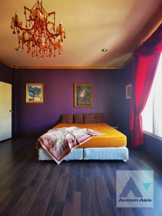  1  3 br Townhouse for rent and sale in Sathorn ,Bangkok BRT Wat Priwat - BRT Wat Dan at Baan Klang Krung Grande Vienna Rama 3 AA46141