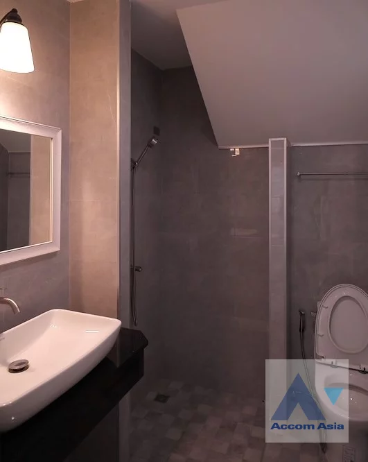 31  4 br House For Rent in Ratchadaphisek ,Bangkok BTS Ratchayothin AA46144