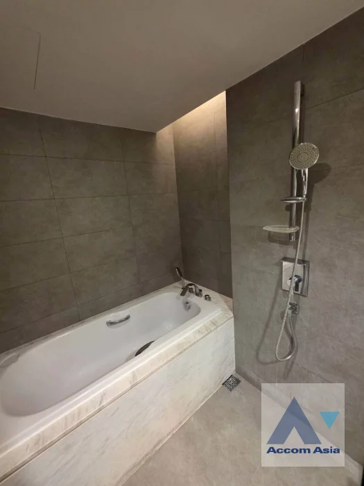 14  1 br Apartment for rent and sale in Sukhumvit ,Bangkok BTS Phrom Phong at Modern Apartment AA46147