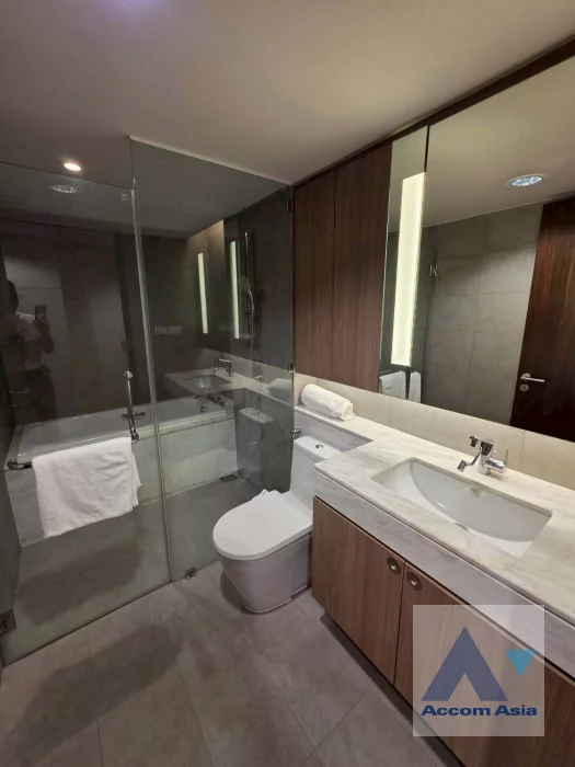 15  1 br Apartment for rent and sale in Sukhumvit ,Bangkok BTS Phrom Phong at Modern Apartment AA46147