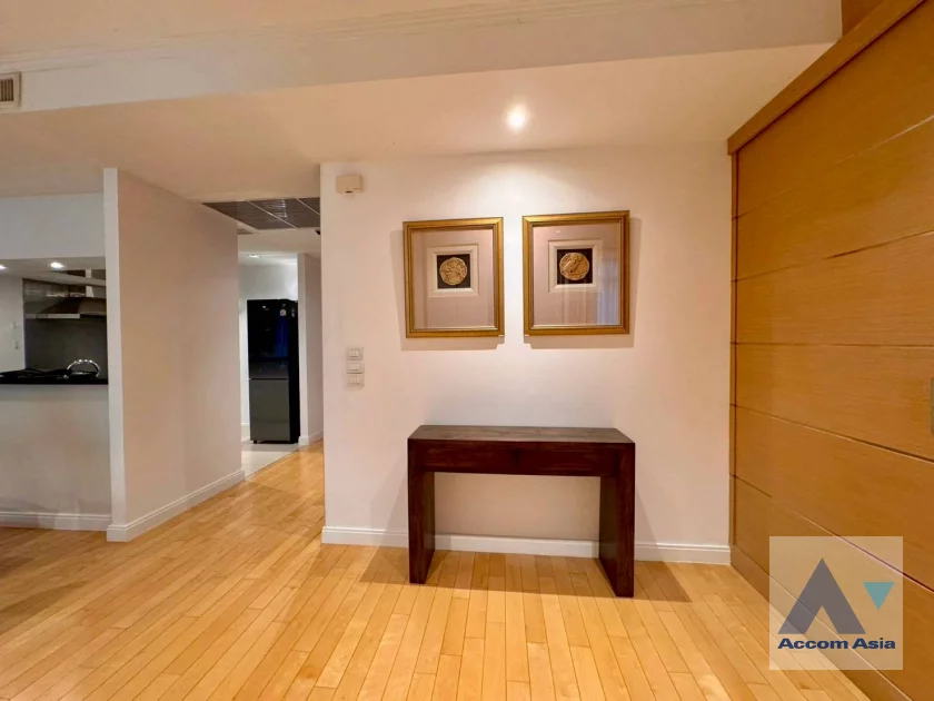 6  2 br Condominium For Rent in Ploenchit ,Bangkok BTS Ploenchit at Athenee Residence AA46148