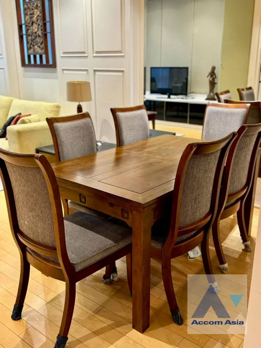 4  2 br Condominium For Rent in Ploenchit ,Bangkok BTS Ploenchit at Athenee Residence AA46148