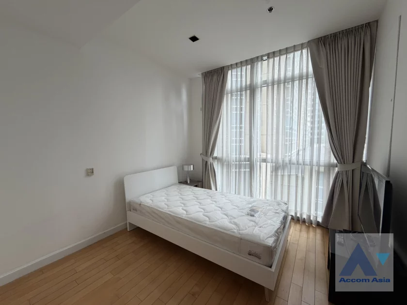 14  2 br Condominium For Rent in Ploenchit ,Bangkok BTS Ploenchit at Athenee Residence AA46148