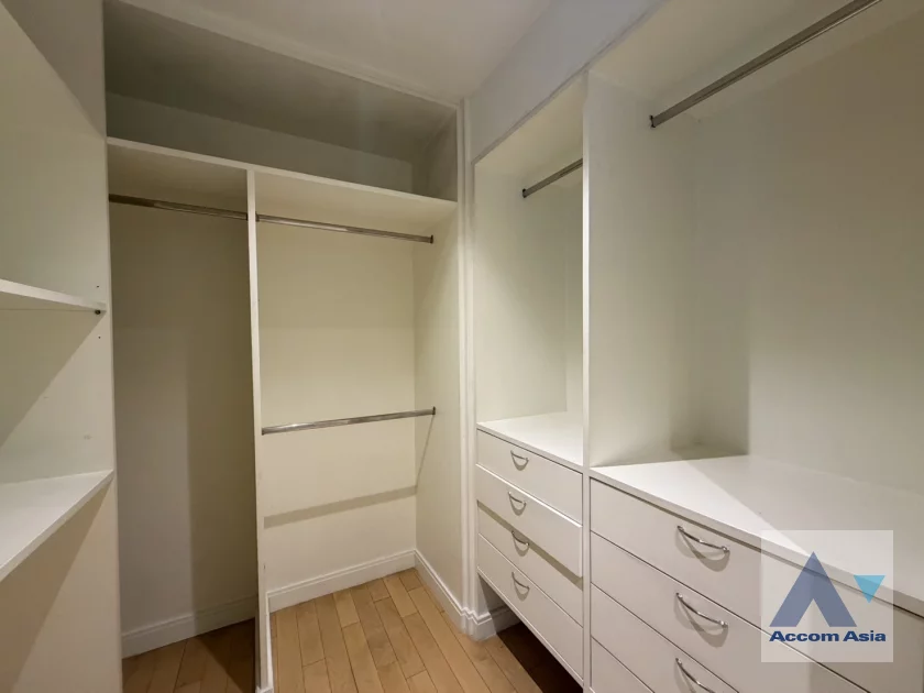 15  2 br Condominium For Rent in Ploenchit ,Bangkok BTS Ploenchit at Athenee Residence AA46148