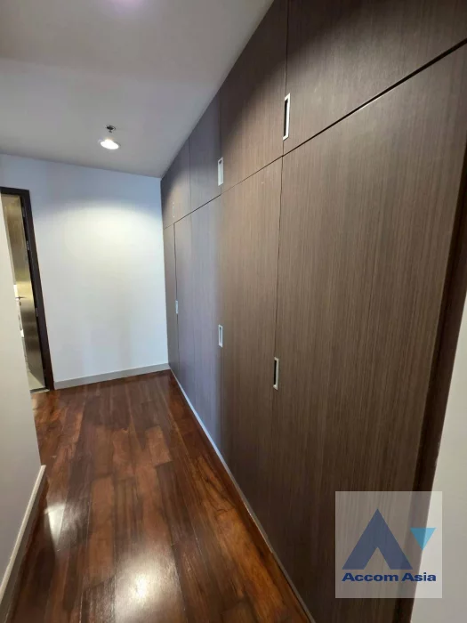 9  3 br Apartment for rent and sale in Sukhumvit ,Bangkok  at Modern Apartment AA46155