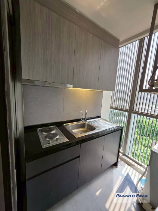 8  3 br Apartment for rent and sale in Sukhumvit ,Bangkok  at Modern Apartment AA46155