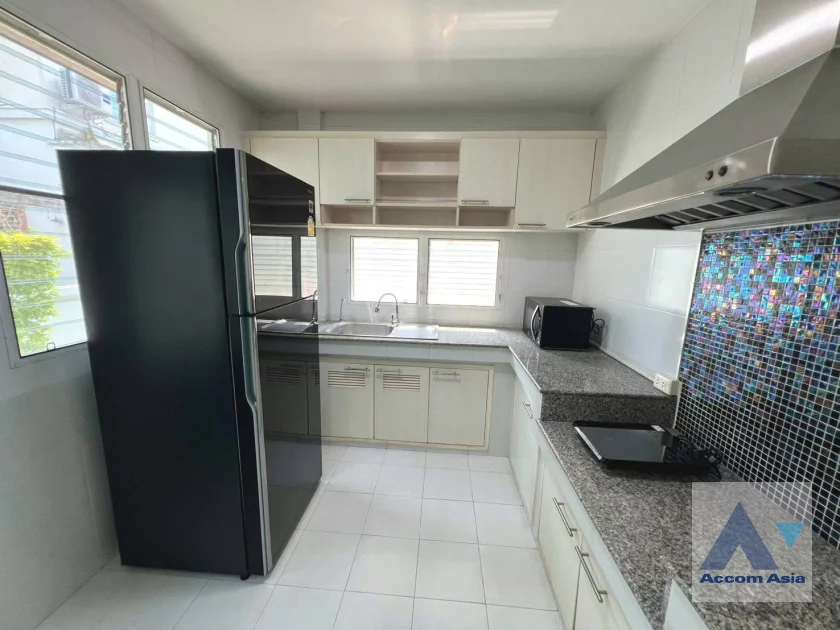 5  3 br House For Rent in Pattanakarn ,Bangkok ARL Ban Thap Chang at Mantana Onnut-Wongwaen 1 AA46156