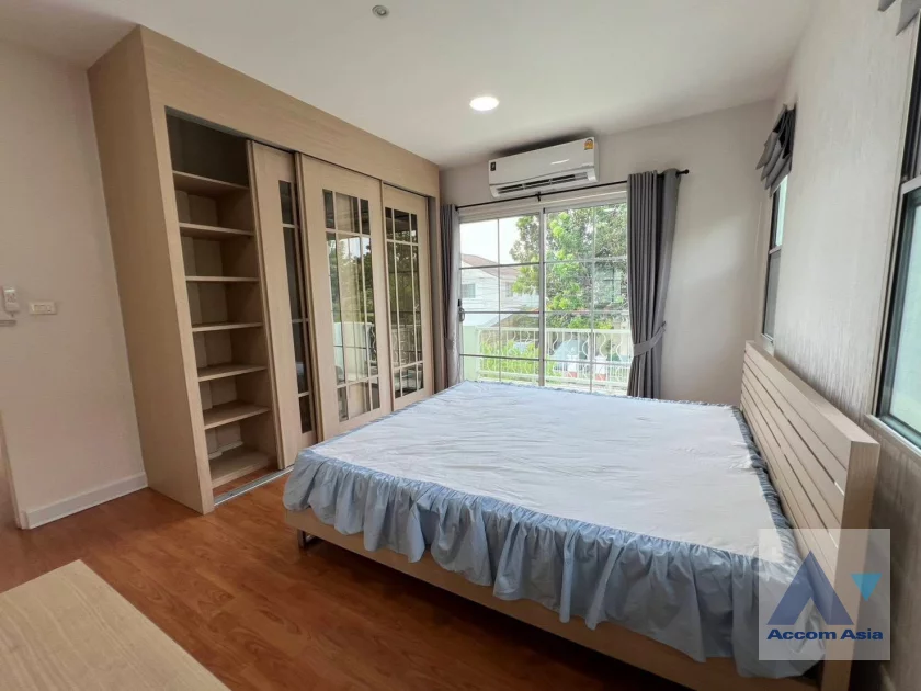 8  3 br House For Rent in Pattanakarn ,Bangkok ARL Ban Thap Chang at Mantana Onnut-Wongwaen 1 AA46156