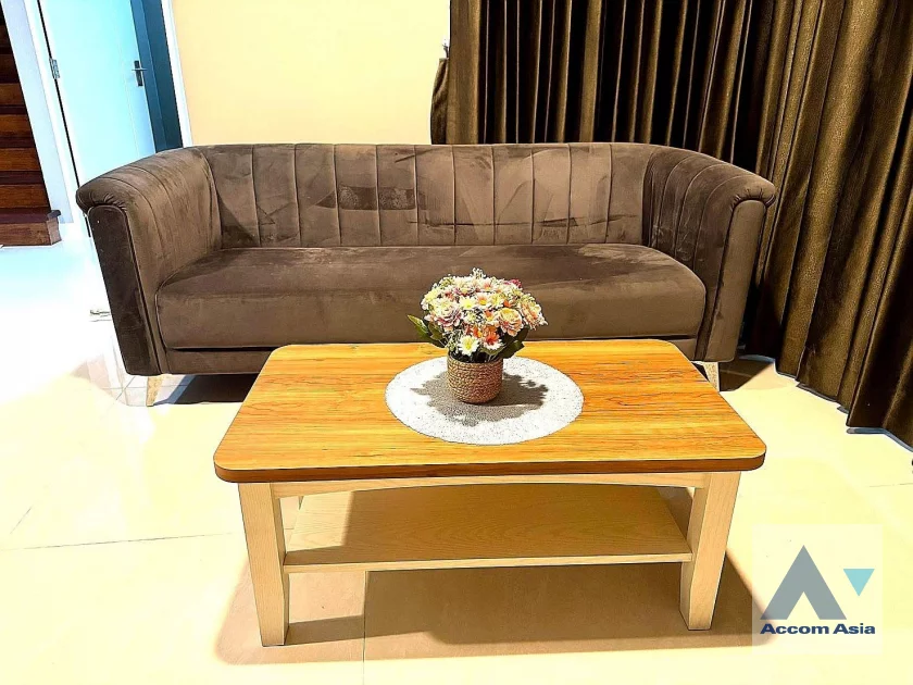10  4 br House For Rent in Samutprakan ,Samutprakan  at  Mantana (Srinakarin–Bangna) AA46161