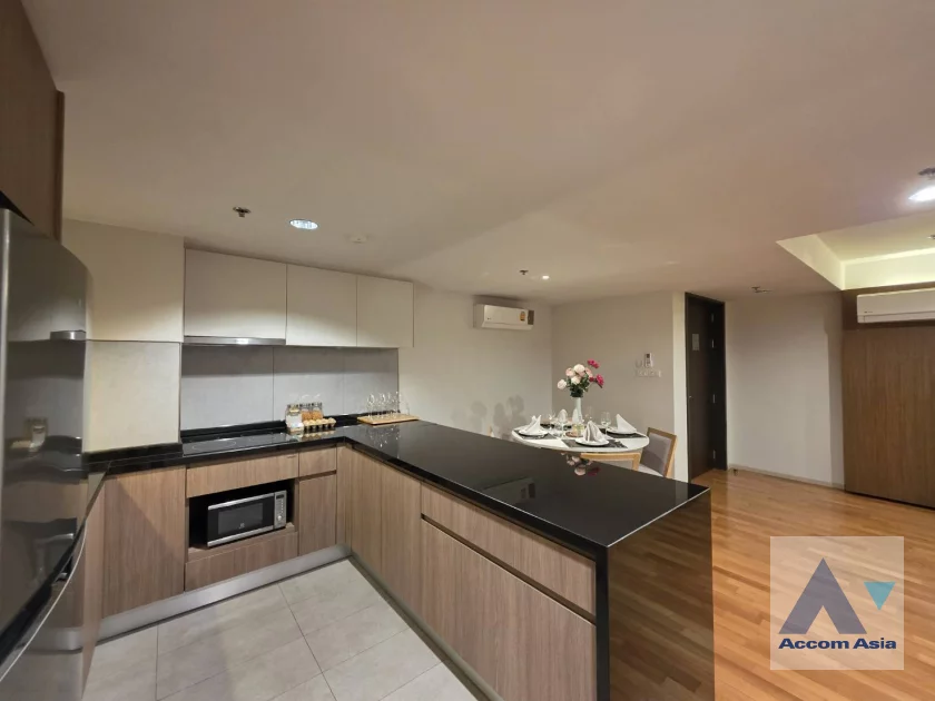 5  2 br Apartment For Rent in Sukhumvit ,Bangkok BTS Phrom Phong at Modern Apartment AA46162